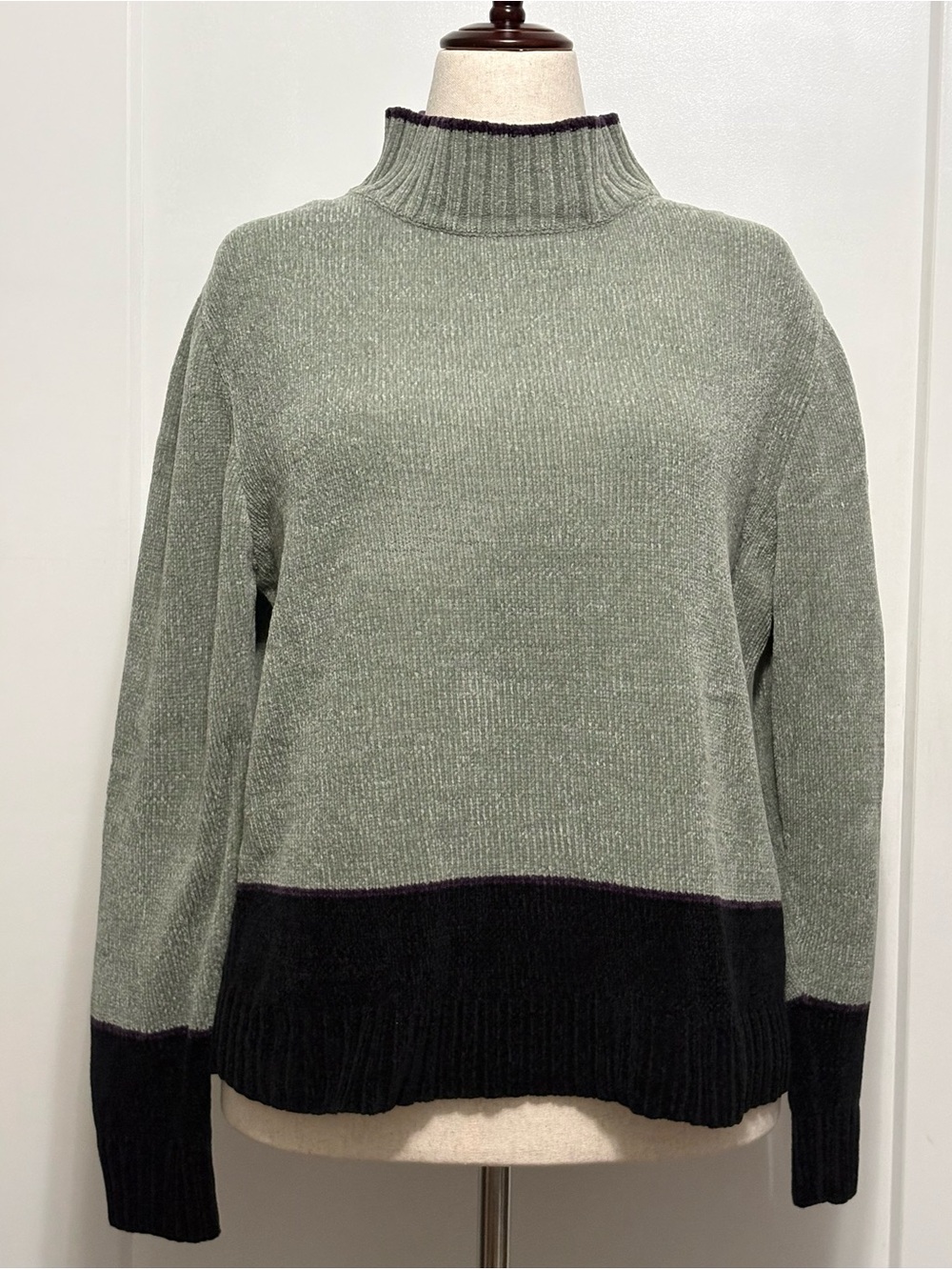 Vintage 90s Lee Chenille Mock Neck Sweater Sage Green Colorblock L